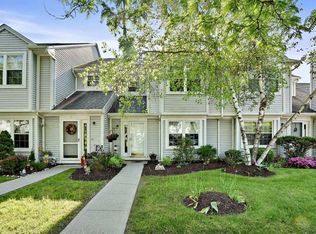 3 Juniper Ln, Pawling, NY 12564