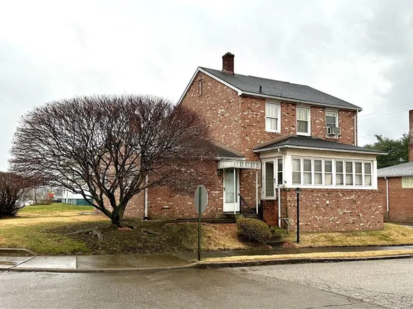 2023 Commerce St, Wellsburg, WV 26070