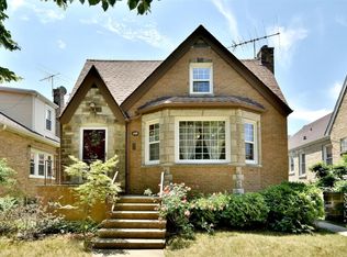 6339 W Fletcher St, Chicago, IL