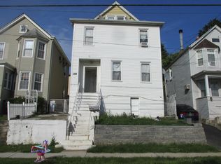118 Orchard St, Garfield, NJ 07026