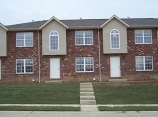 561 Parkside Commons Ct, Collinsville, IL 62234