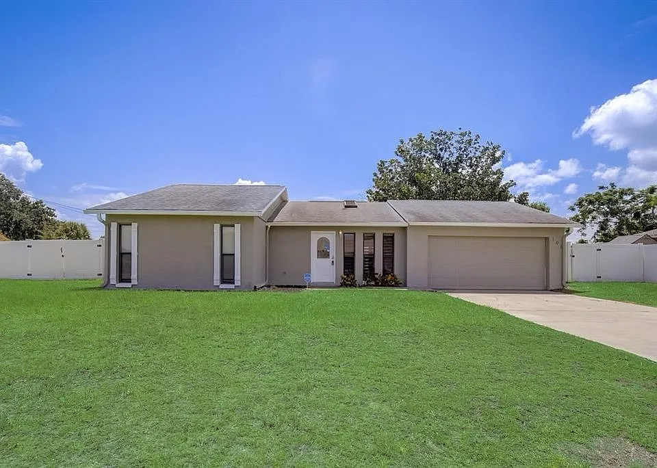 101 Tulip Way