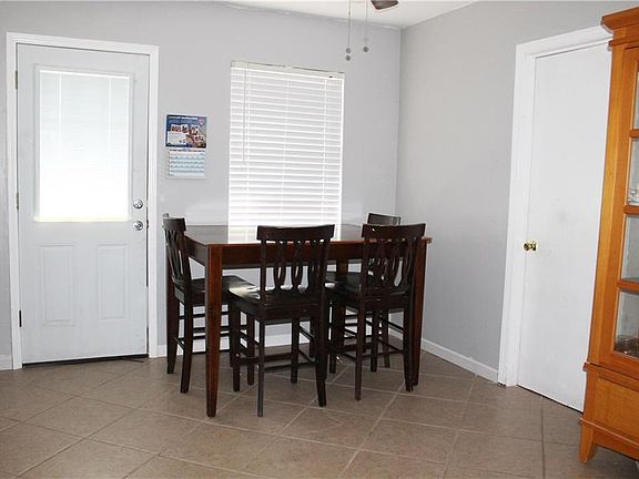 4th image of 6463 Lake Victoria Dr