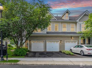 66 S Shore Dr, South Amboy, NJ 08879