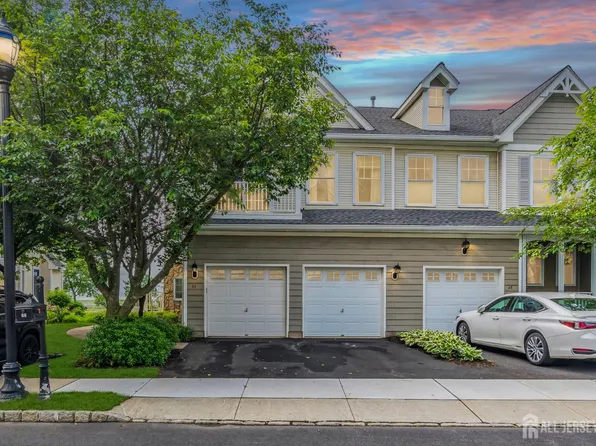 66 S Shore Dr, South Amboy, NJ 08879