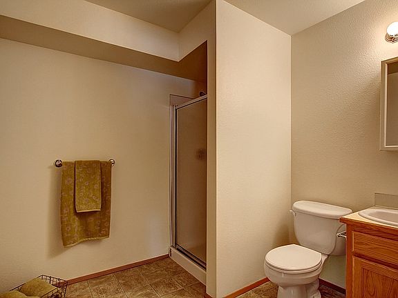 5th image of 5422 105th St NE