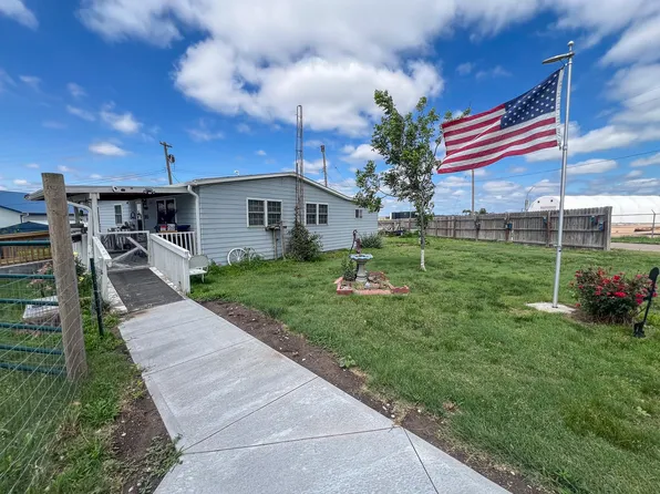 915 Kauk, Alma, NE 68920