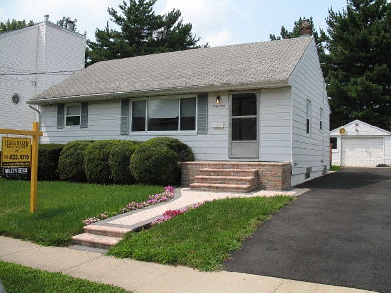 1st image of 49 Kuhl Ave