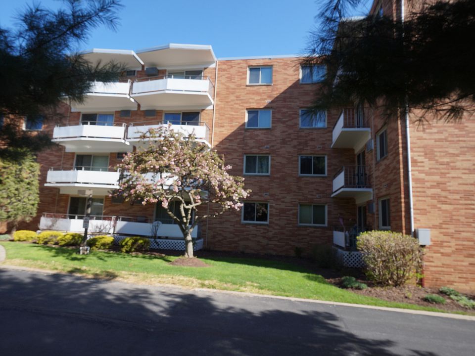 1st image of 521 Tollis Pkwy APT 294