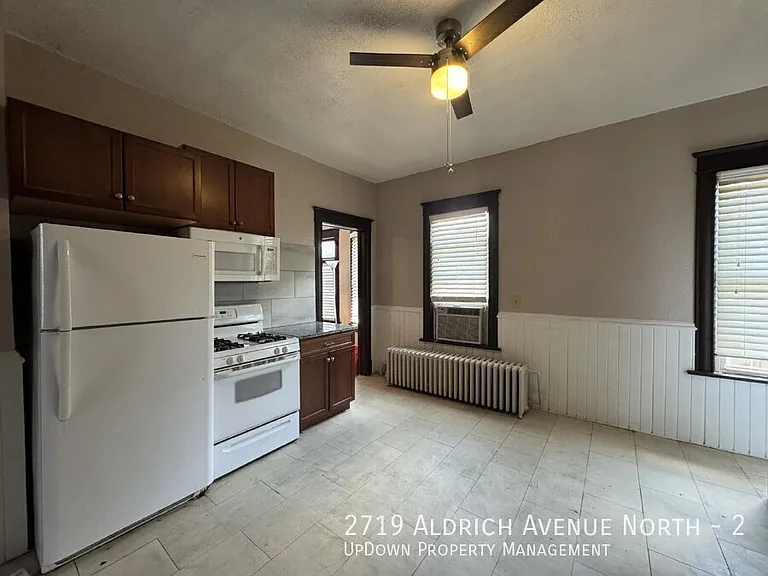 2719 Aldrich Ave N #2 — Photo 13