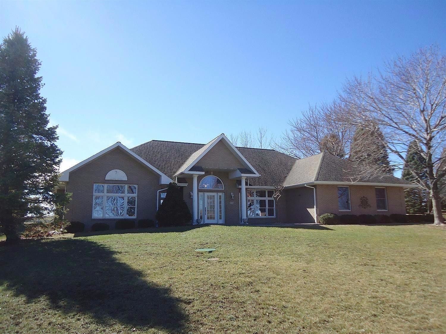 114 Mallard Dr, Storm Lake, IA 50588 Zillow