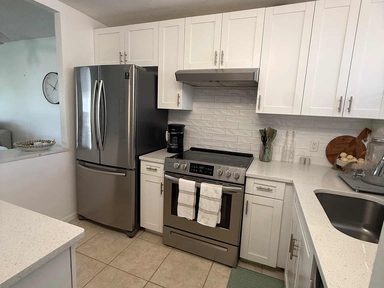 2 bed, 842 sqft, $2,295 — Photo 4