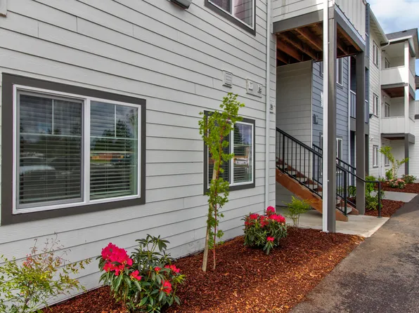 Whitney Lane Apartments