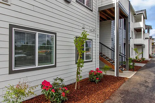 Whitney Lane Apartments Photo 1