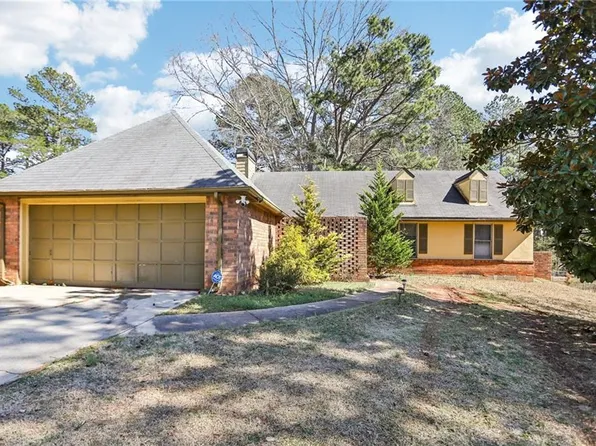 60 Mountain View Cir, Covington, GA 30016