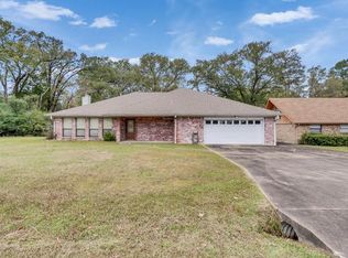 85 Westwood Dr W, Trinity, TX 75862