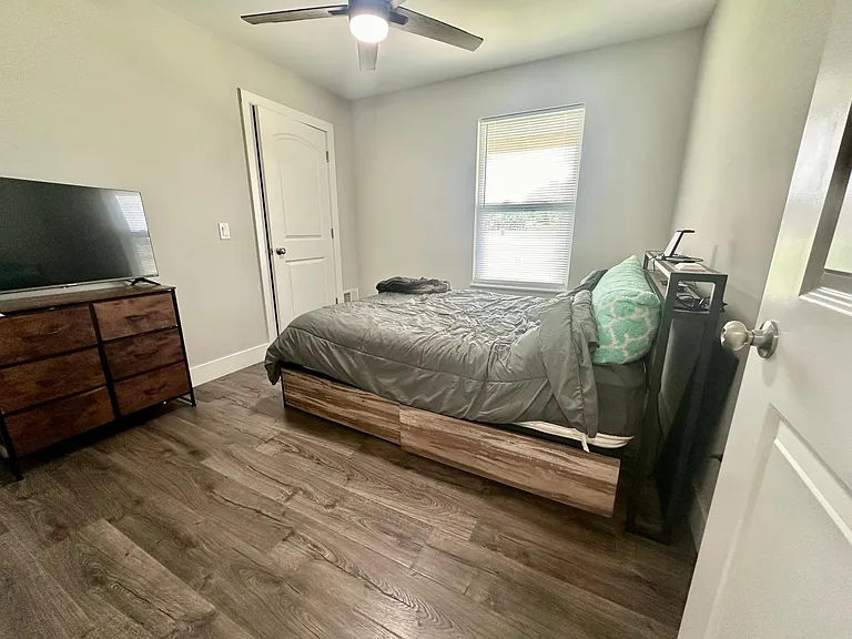 4727 Basin St — Photo 13