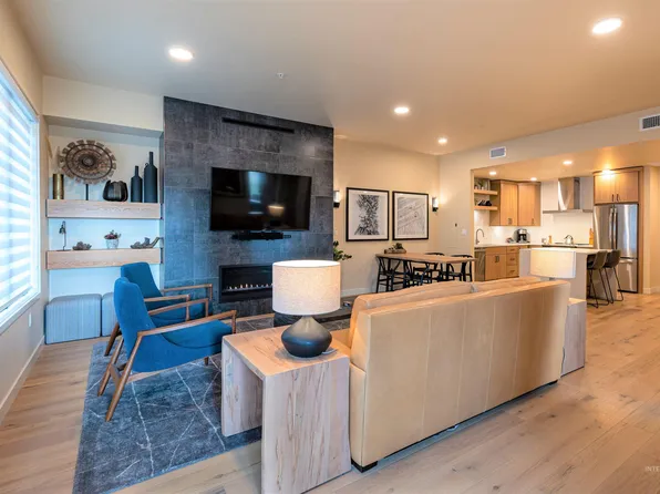 760 Village Dr #307, Donnelly, ID 83615