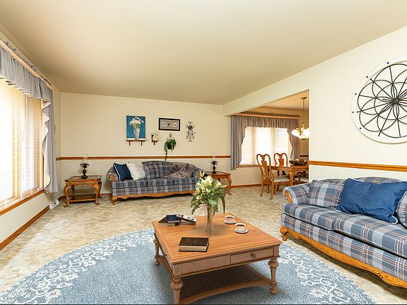5th image of 7944 W Ponderosa Ct
