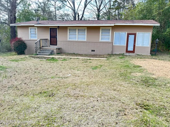 3679 Southland Dr, Jackson, MS 39212