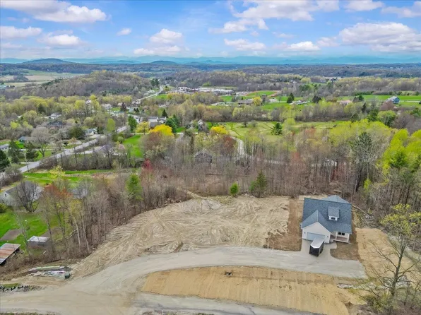 6 Theresa Way #6, Hinesburg, VT 05461