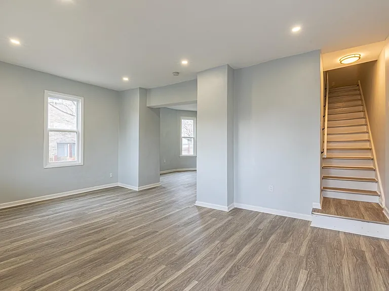 1238 Oakmont St — Photo 4