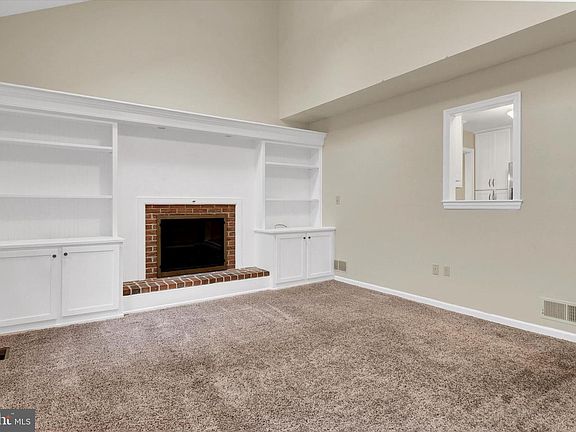 5th image of 2780 Carlton Pl