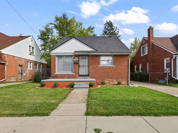 6762 Greenview Ave E, Detroit, MI 48228