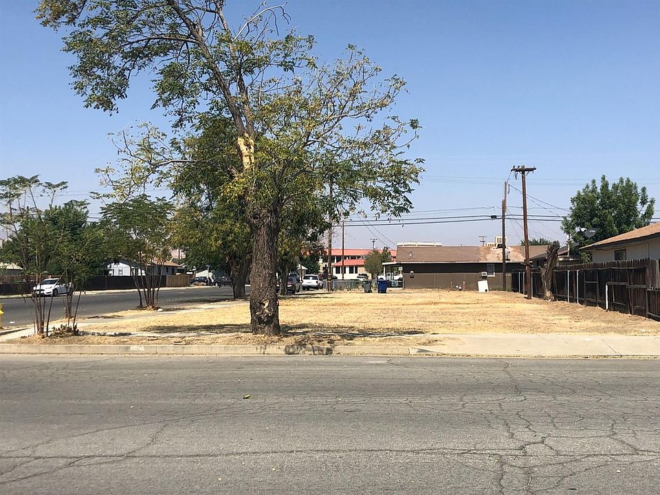 1st image of 301 E Durian Ave