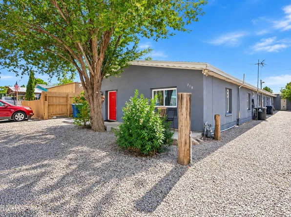 218 NW I Ave #4, Fabens, TX 79838
