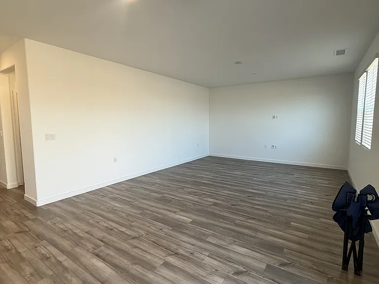 6058 W Flint Way — Photo 2