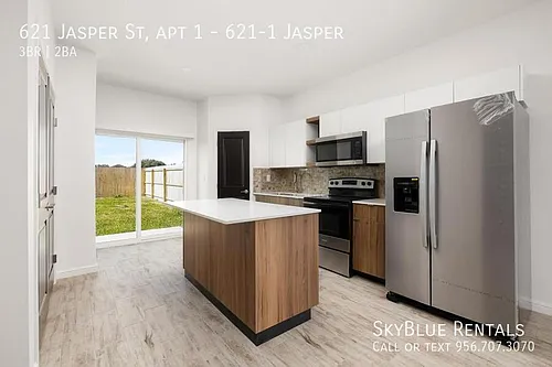 621 Jasper St #1 Photo 1