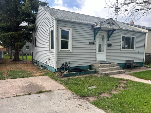808 E 5th St, Cheyenne, WY 82007
