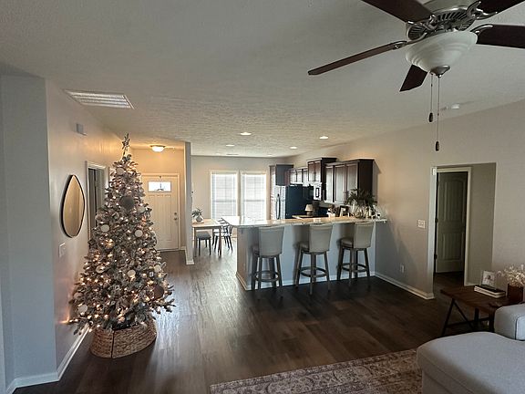 5th image of 7129 Arden Ct
