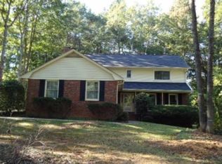 241 Chesterfield Rd, Bogart, GA 30622
