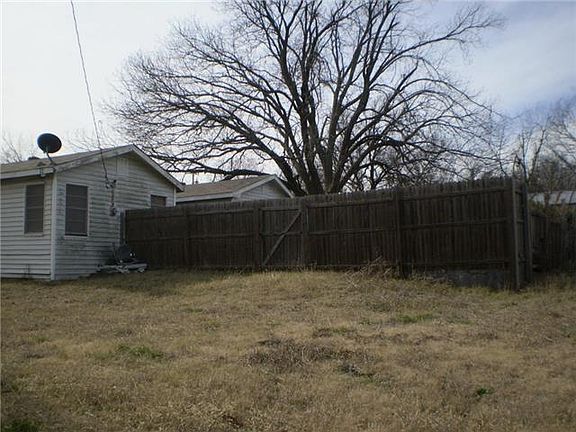 3rd image of 503 Houston St