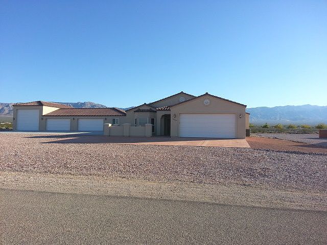 1st image of 1078 E Las Vegas Way