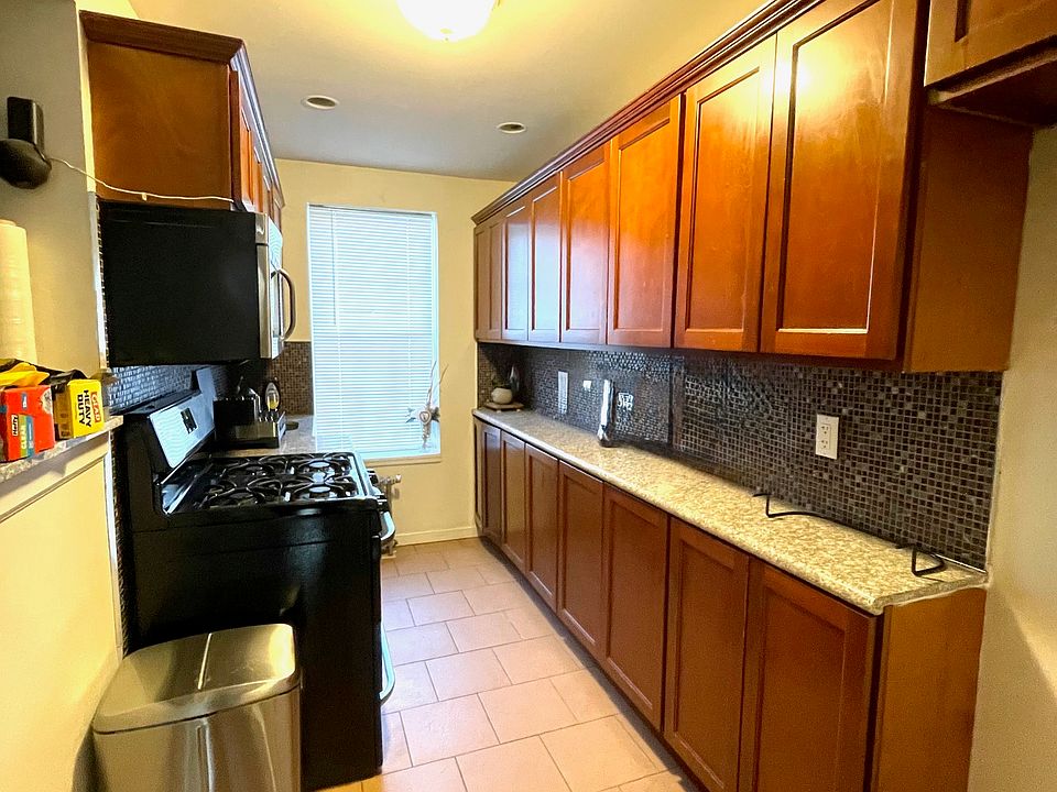 1st image of 1717 Cropsey Ave #1