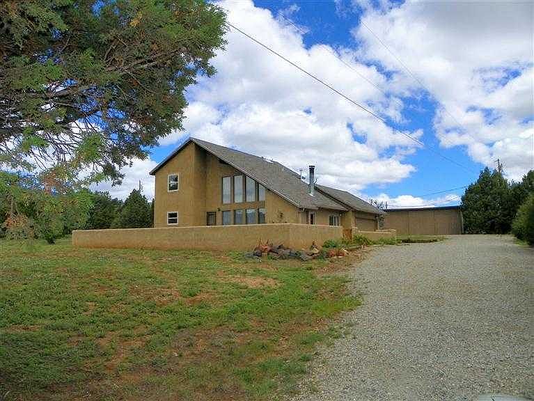 2nd image of 19 Juniper Hill Loop