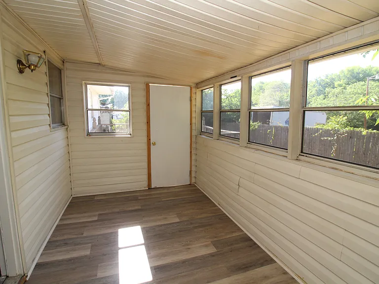 2720 Randleman Rd — Photo 23