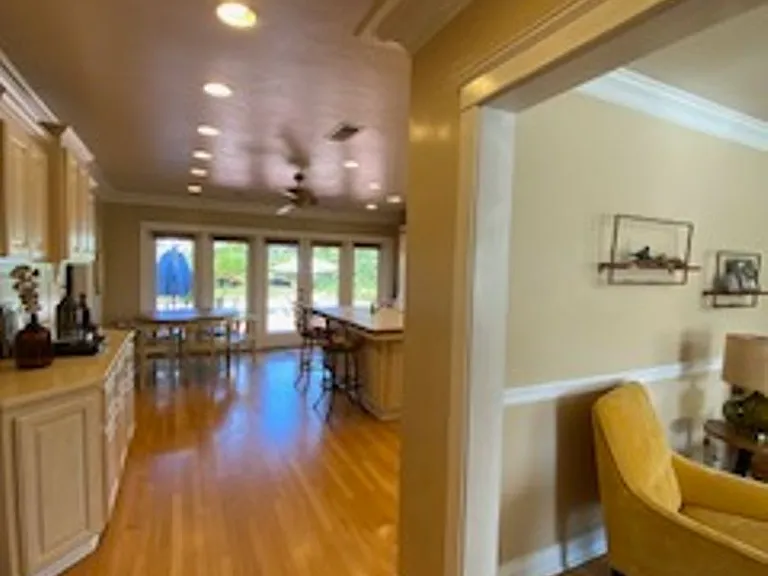 1420 W Kaweah Ave — Photo 17