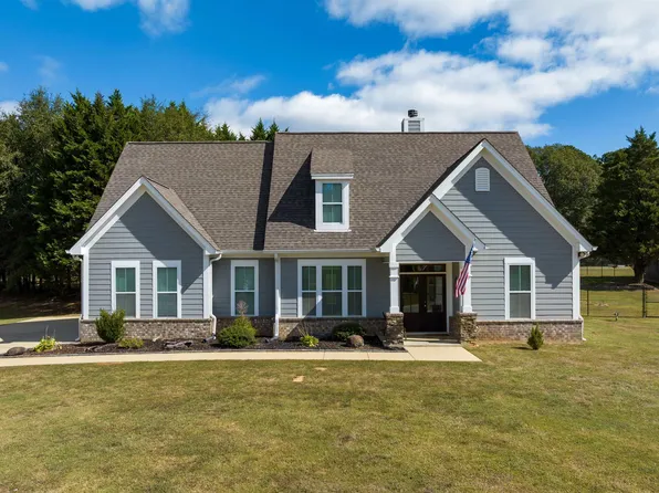 159 Grove Cir, Bessemer, AL 35023