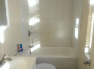 119 Wade St APT 2C, Fall River, MA 02721