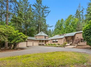 13520 NE 29th Pl, Bellevue, WA 98005