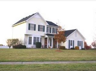 155 Chelsea Meadows Dr, West Henrietta, NY 14586