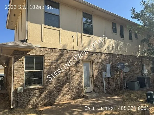 3 bed, 2.5 bath, 1227 sqft, $1,395 — Photo 4