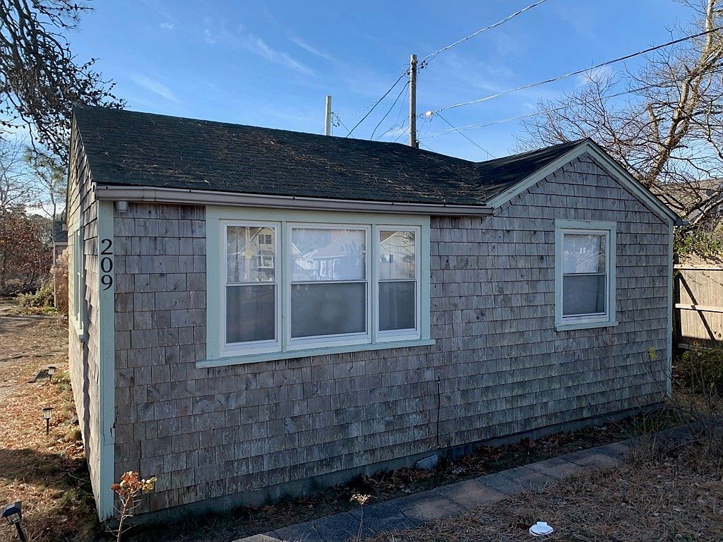 209 Lower County Rd, Dennis Port, MA 02639 Zillow