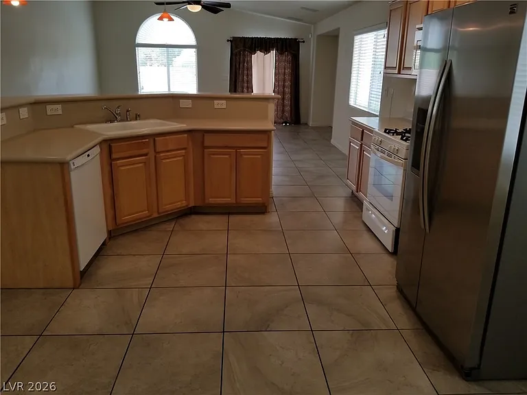6120 Alderley Ct — Photo 4