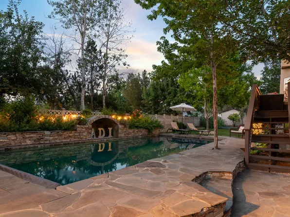 1675 E Prescott Dr, Sandy, UT 84092