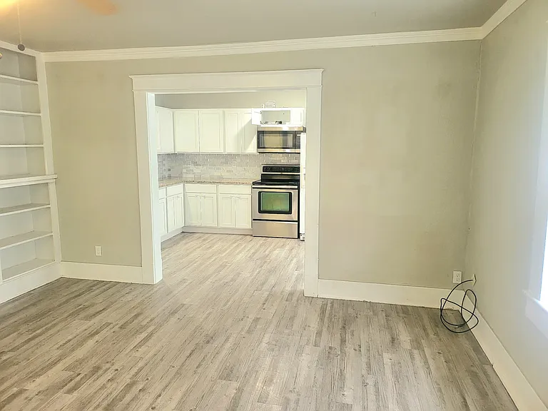623 S 23rd St — Photo 5